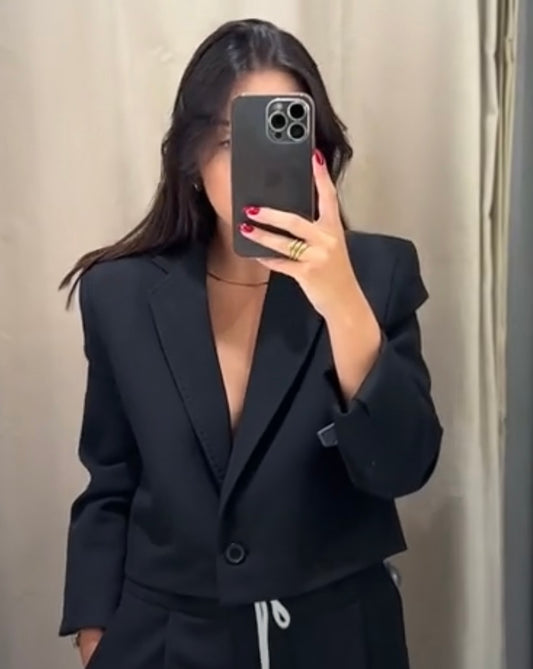 Zara Black Cropped Boxy Blazer - Medium