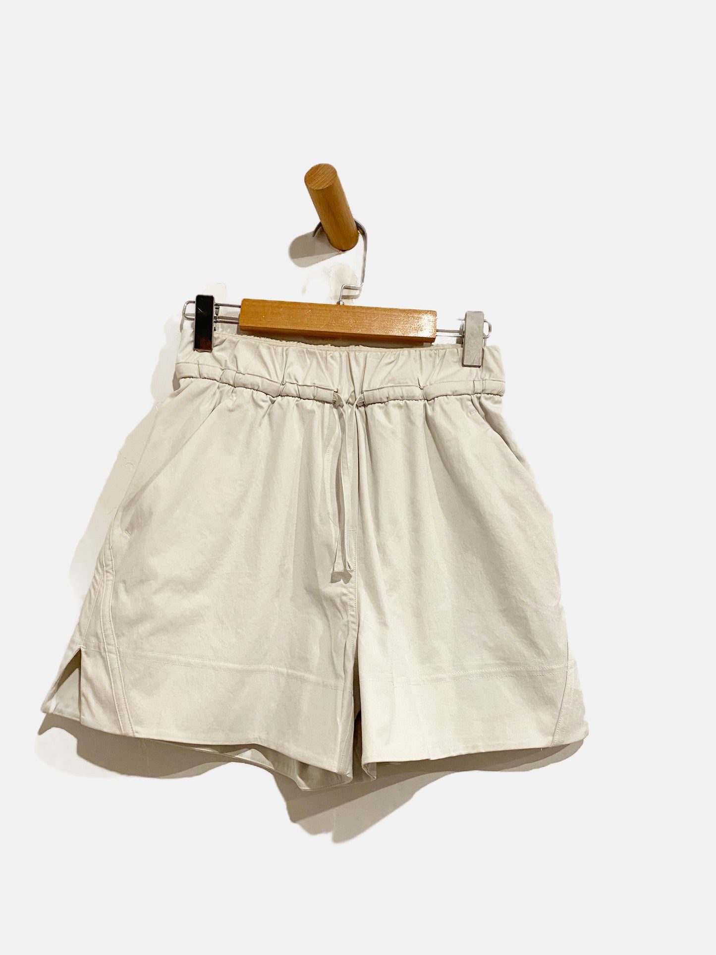 Lululemon Cinchable Waist HR Shorts - XXXS