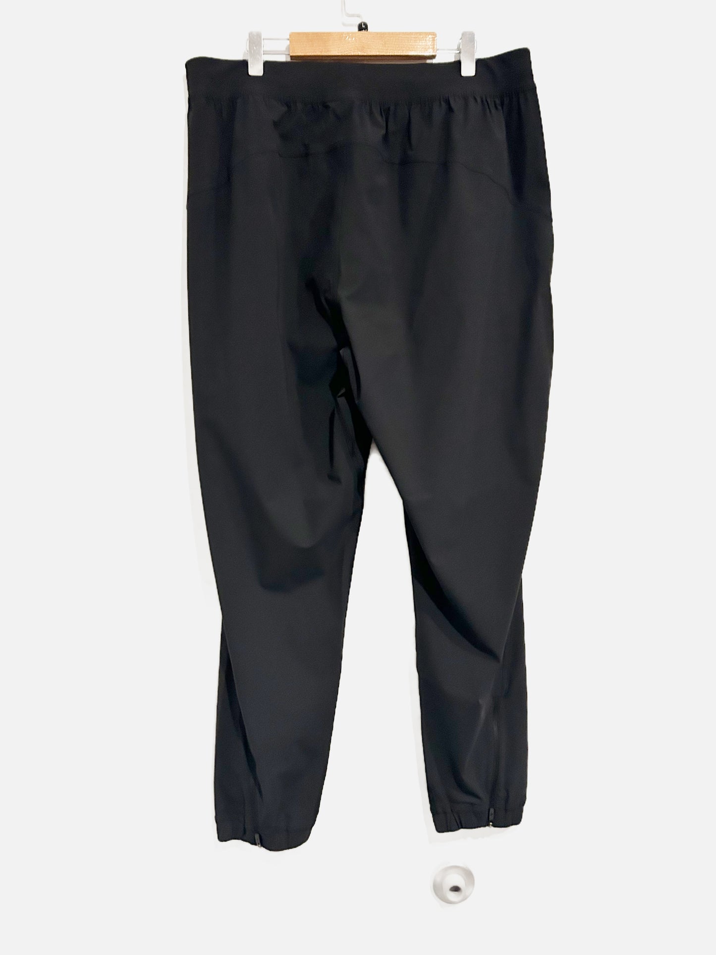Lululemon Black Adapted State HR Joggers - 12
