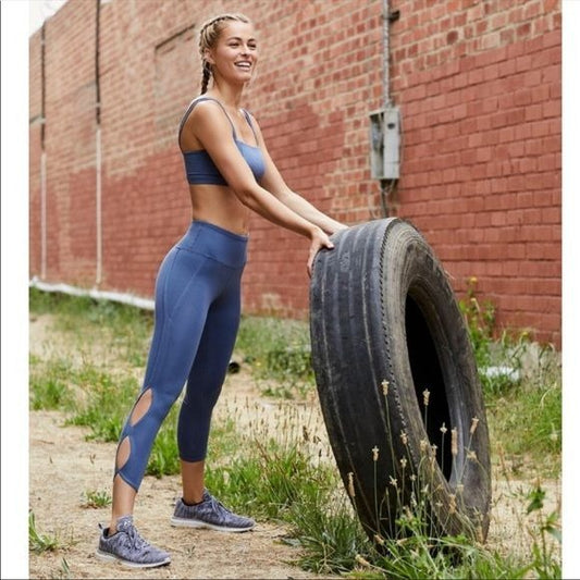 Free People High-Rise 3/4 Infinity Cut OutLeggings in Blue Moon Size XS
