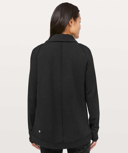Lululemon Rulu Rally Wrap in Black - 4
