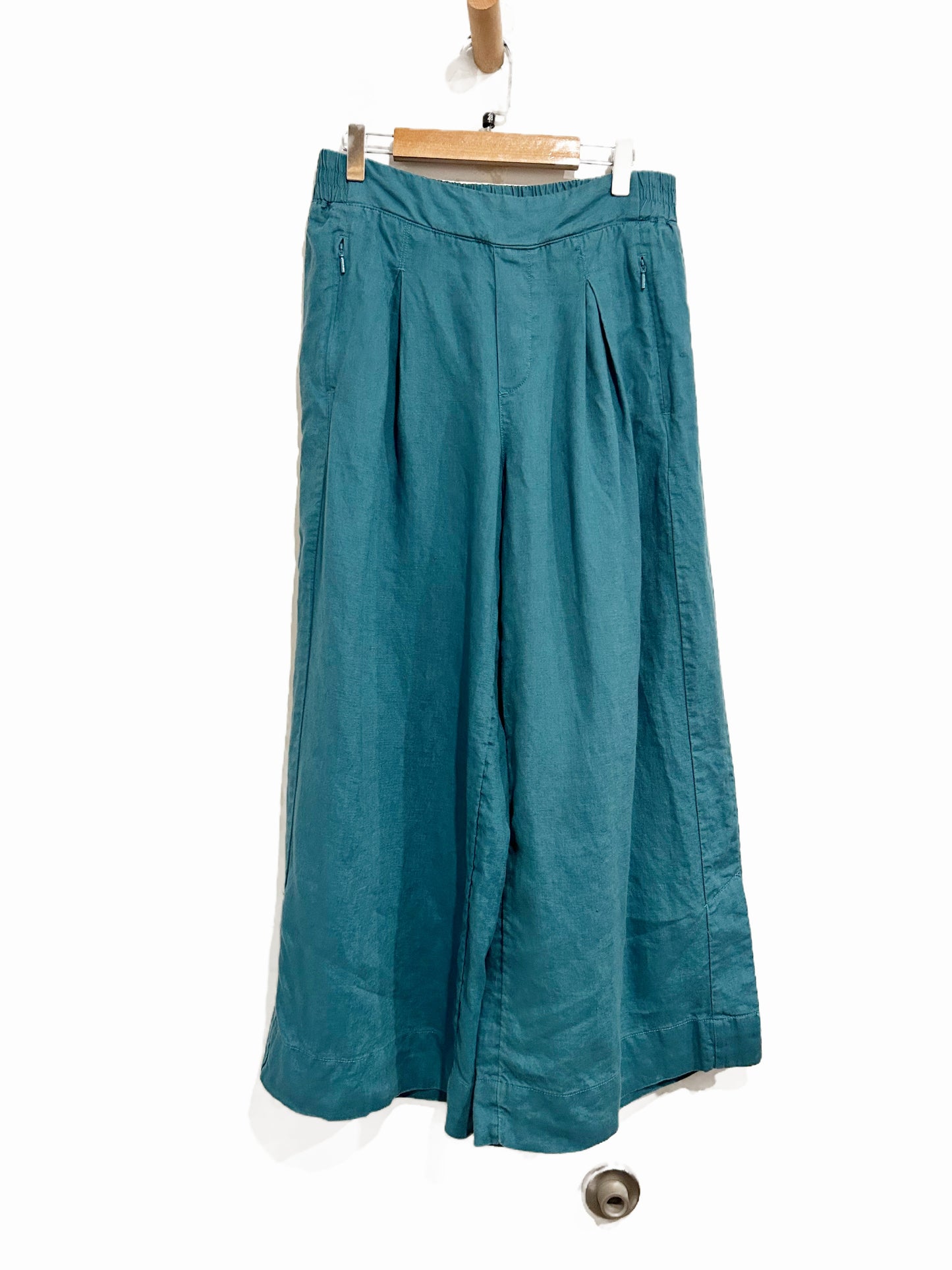 Athleta Blue Pleated Linen Pants - 6