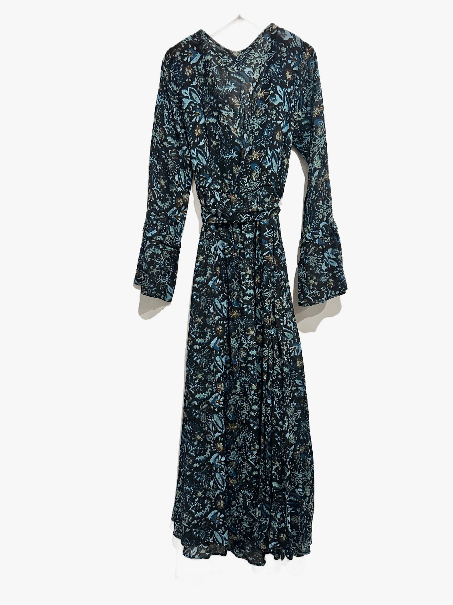 Urban Outfitters NWT Emma Grace Floral Maxi Dress - Small