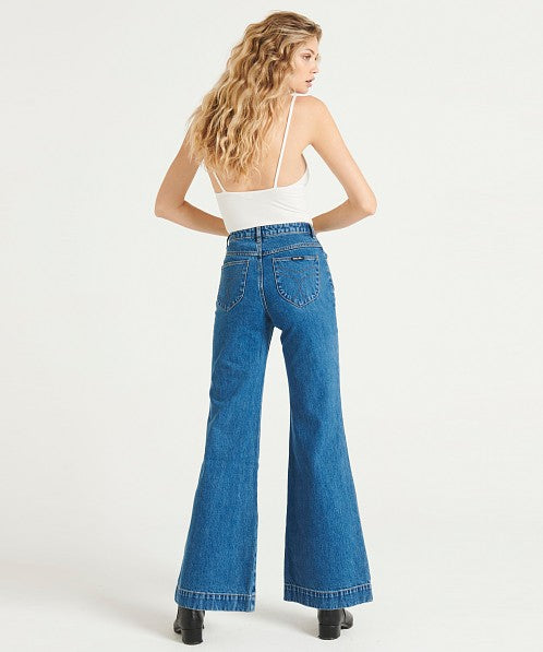 Rolla's East Coast Flare Jeans in Ashley Blue -24