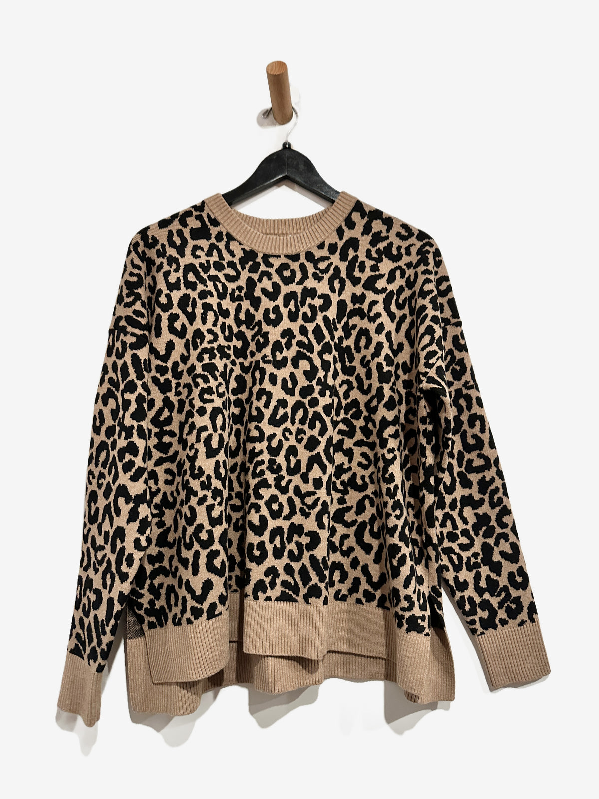 Nordstrom Rack NWT Leopard Print Sweater - Large