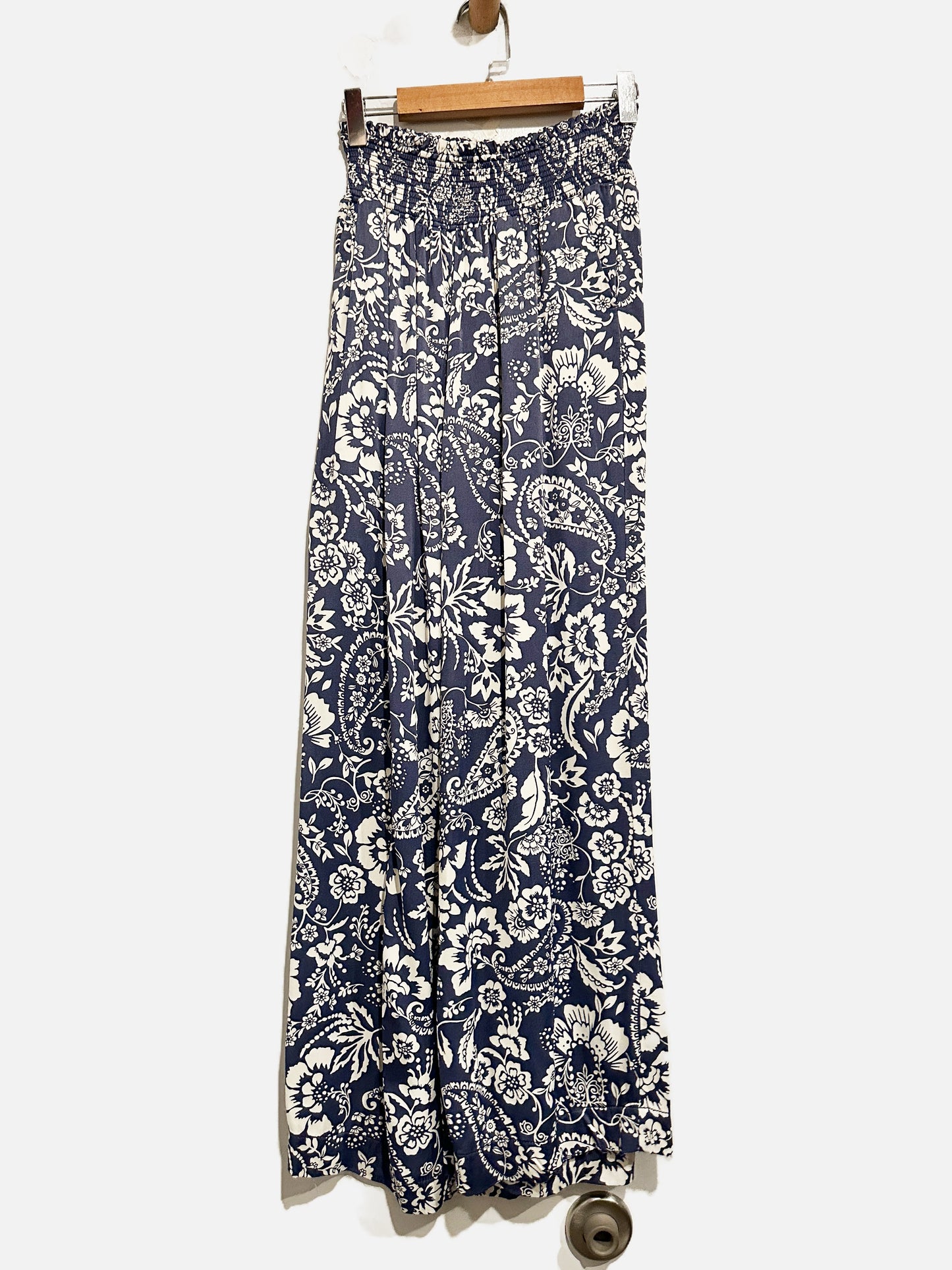Anthropologie Maeve Blue and White Floral Wide Leg Pants -XXS