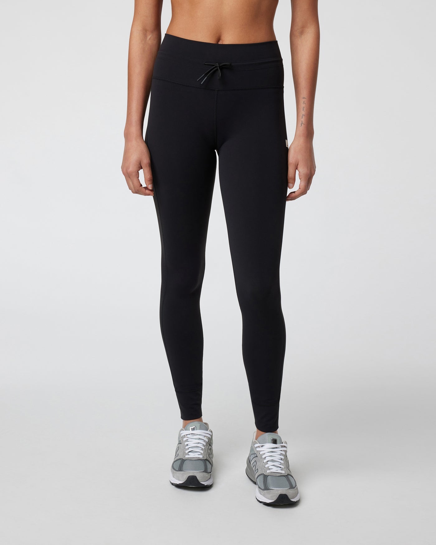 Vuori Daily Legging in Black - Large