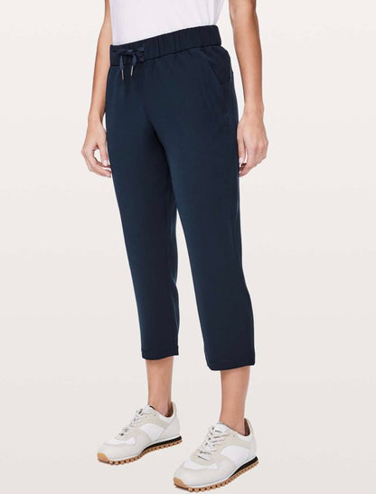 Lululemon On The Fly Crop *Woven 23" in True Navy- 4