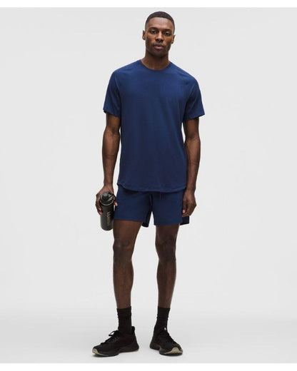 Lululemon Men’s License To Train 7” Short in Navy - Medium