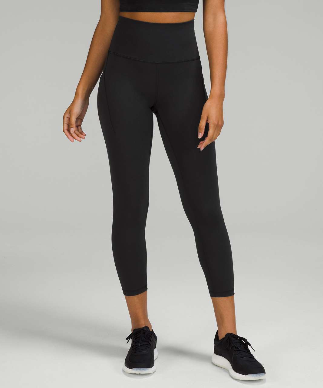 Lululemon Wunder Train High-Rise Crop with Pockets 23" in Black - 4