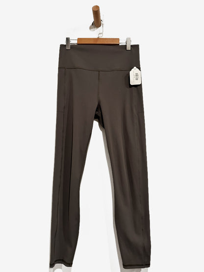 Vuori Studio Pocket Legging in Oregano - Medium
