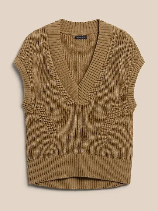 Banana Republic Cima Oversized Sweater Vest in Pale Khaki - M/L
