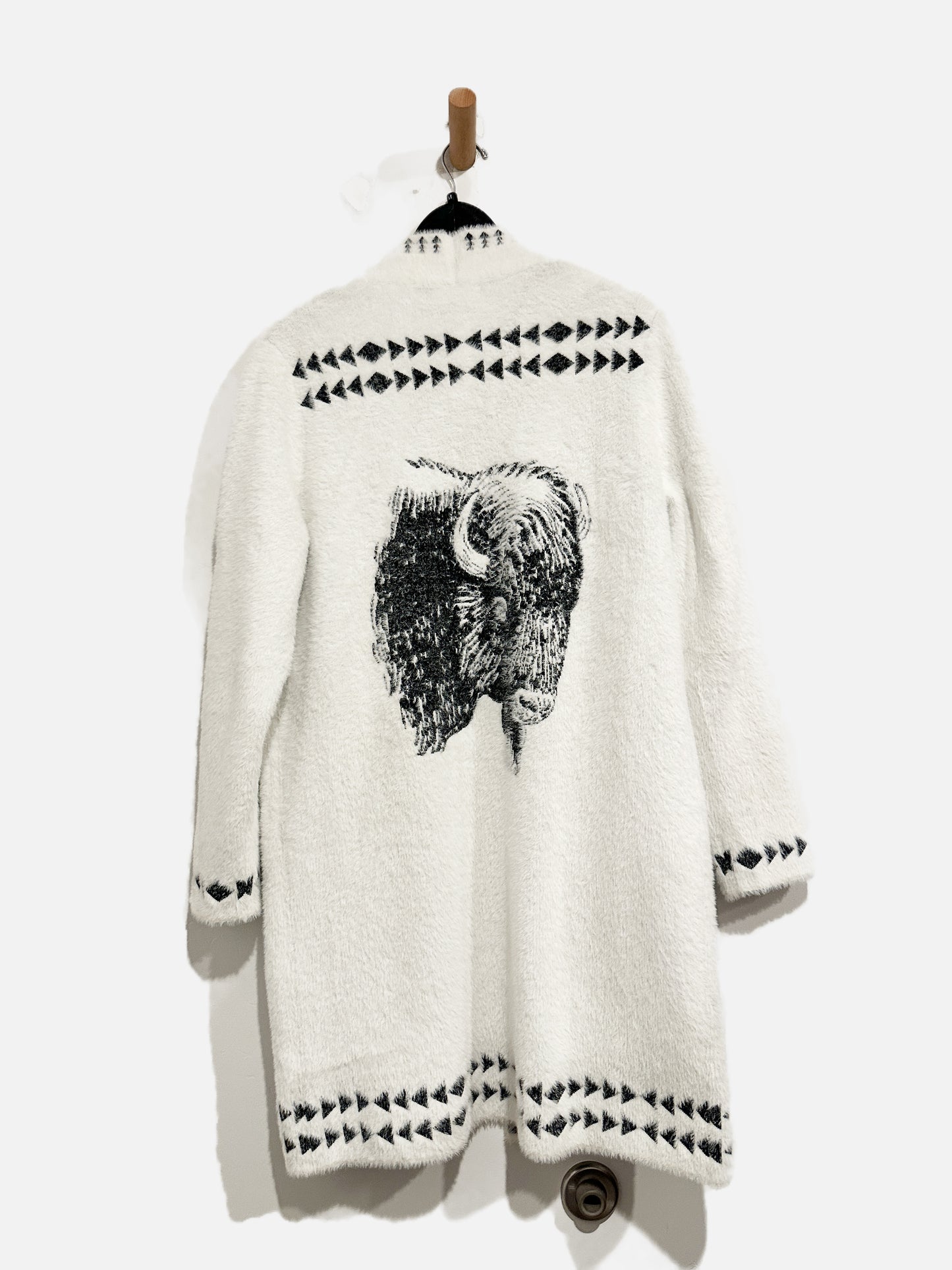 Venario White Eyelash Buffalo Cardigan - Medium