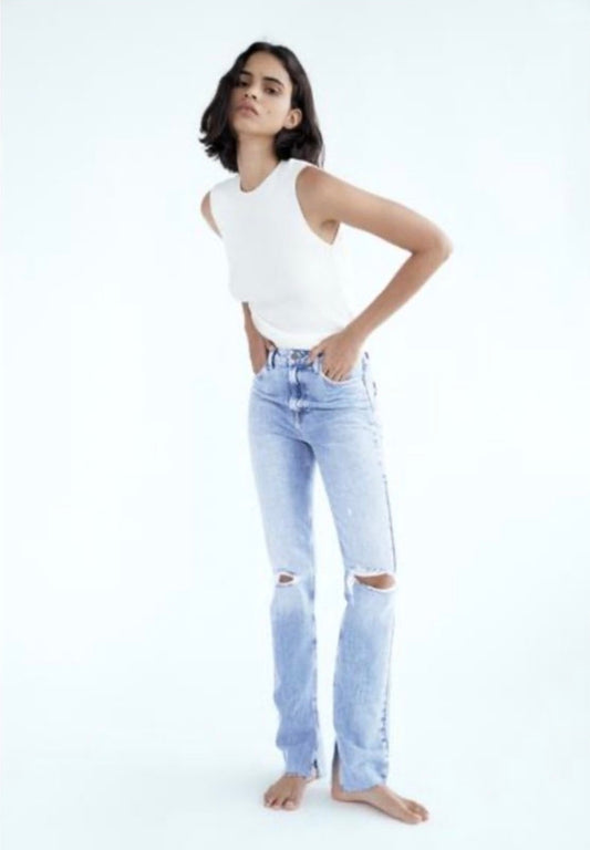 Zara Flared Ripped Slim Fit Jeans - 8