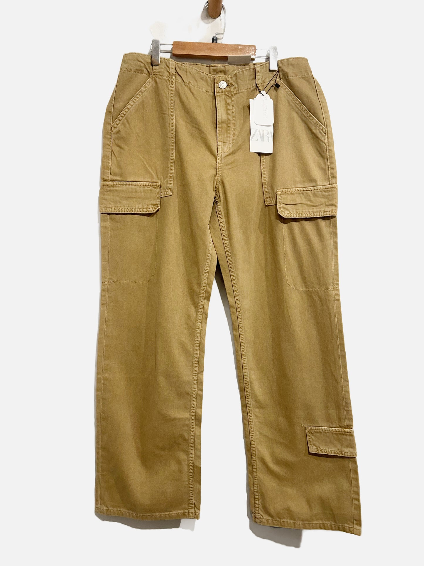 Zara NWT Mid Rise Cargo Pants - 8