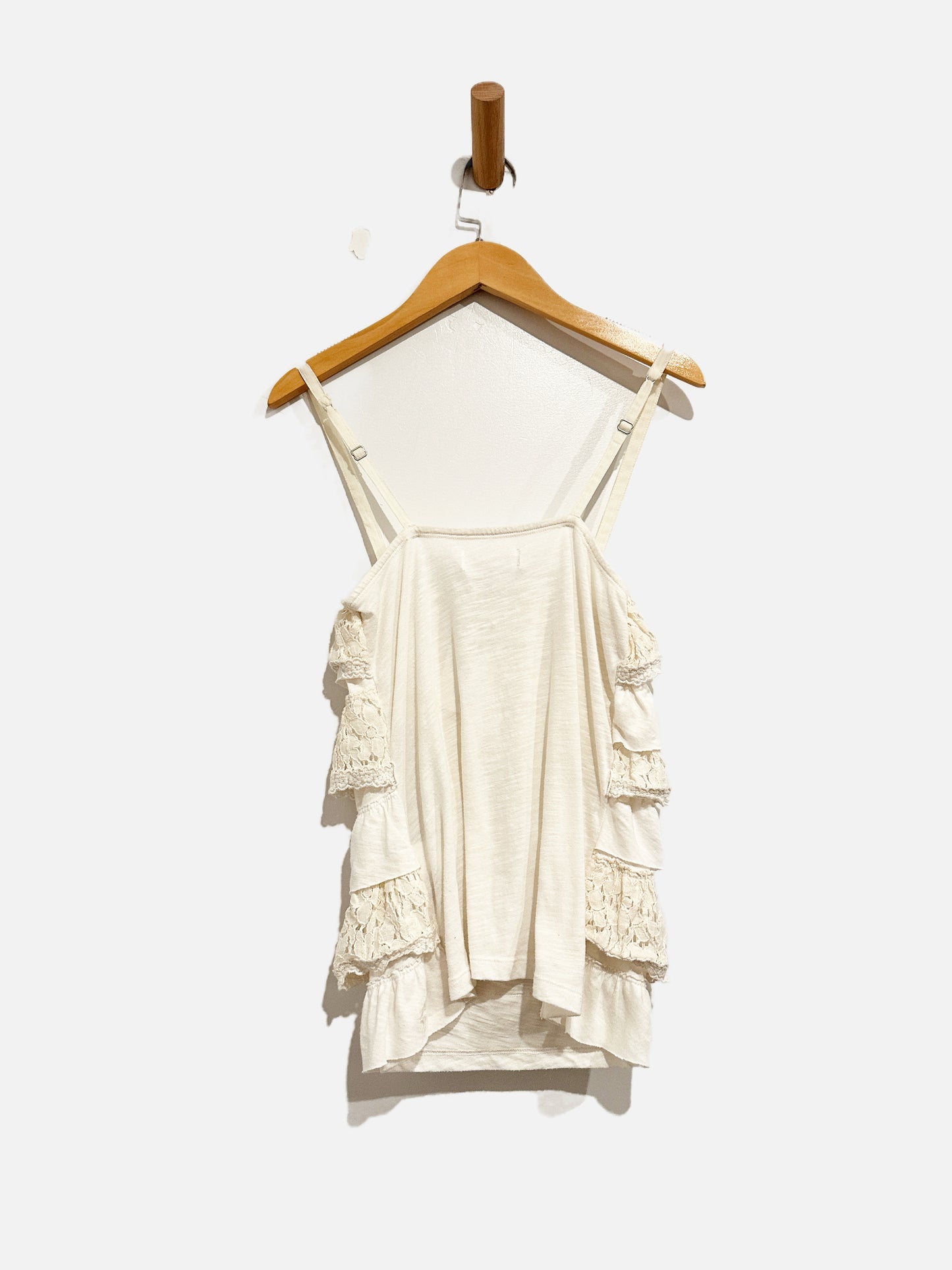 Abercrombie & Fitch Y2K white Ruffle Tank - Small