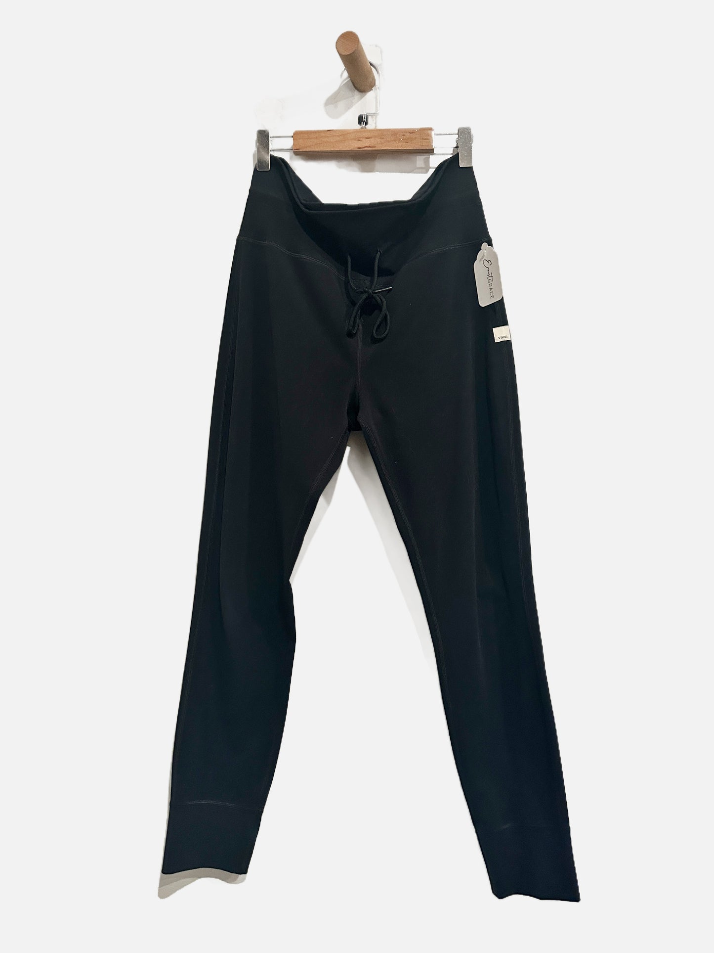 Vuori Daily Legging in Black - Large