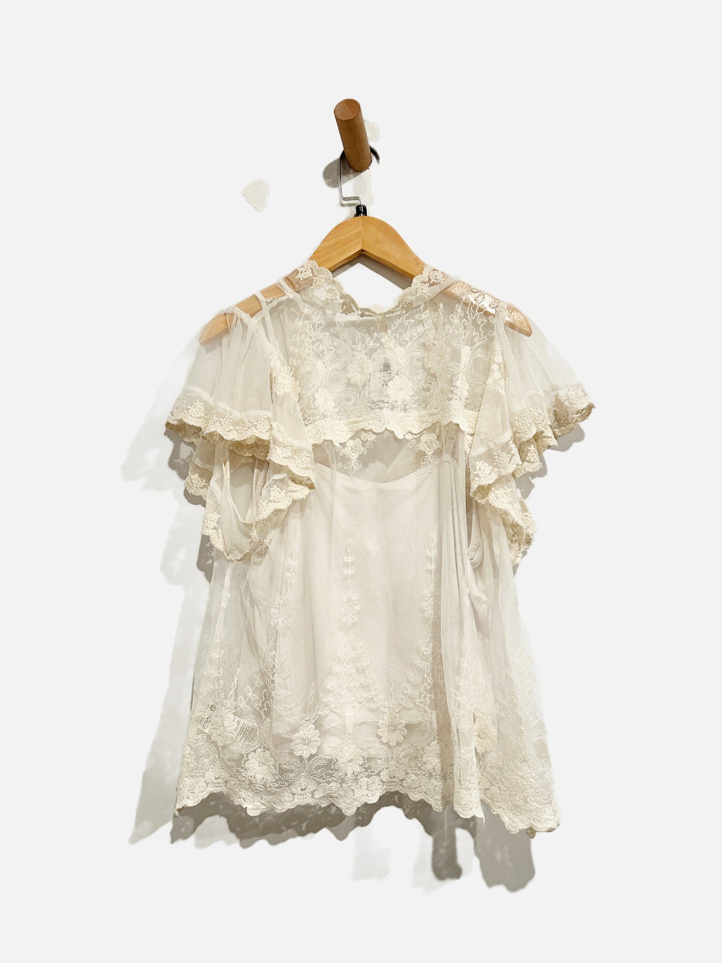 Anthropologie White Lace SS Blouse - Medium