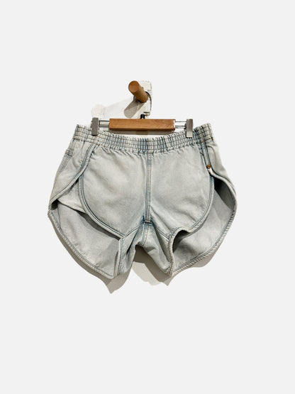 One x One Teaspoon Runner Elasticated Denim Shorts in Le Surf - Small