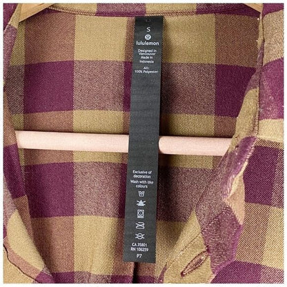 Lululemon Mason’s Peak Flannel in Check Plaid Mini Dark Adobe Frontier - Small
