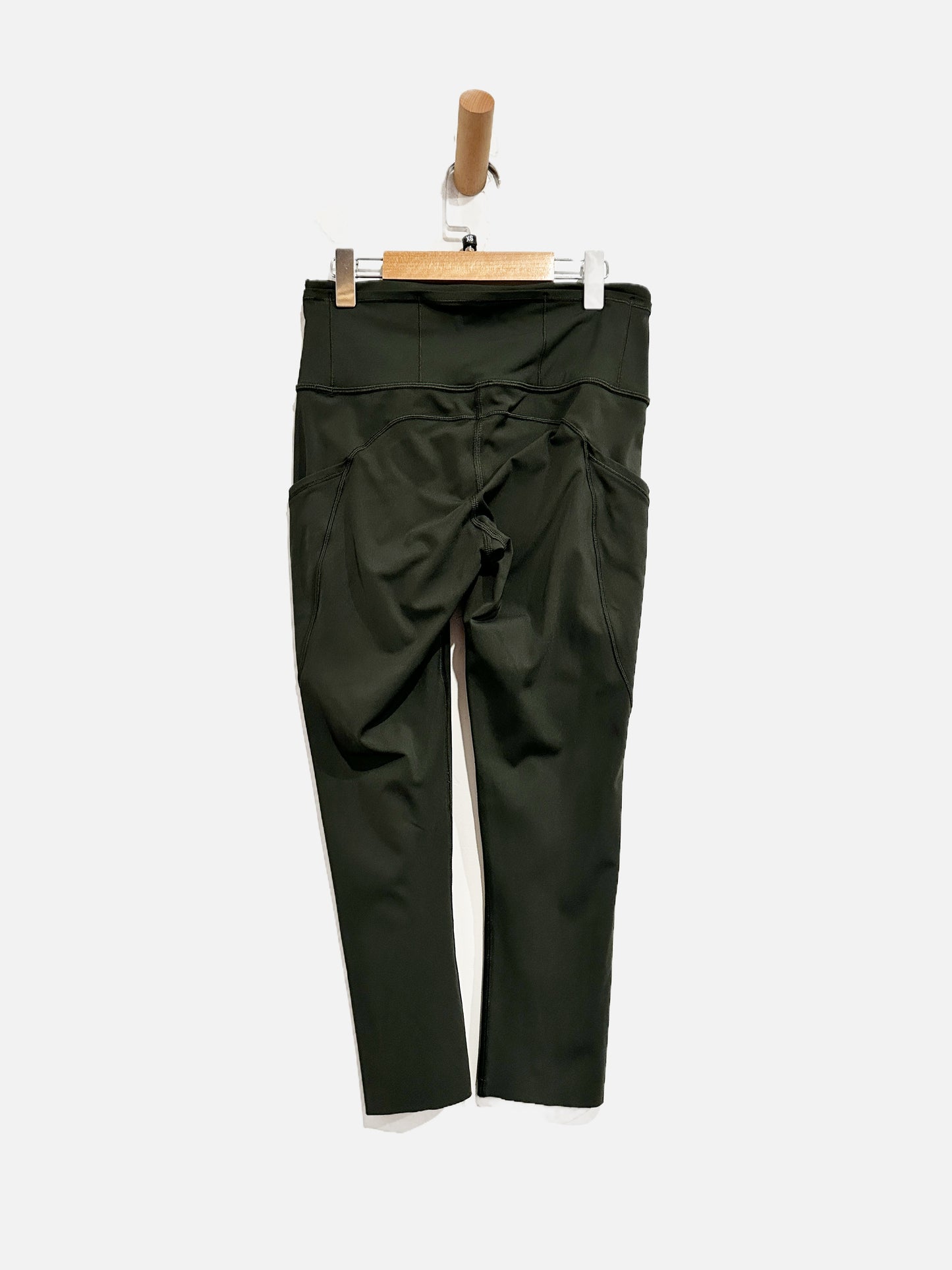 Lululemon Fast & Free Crop II *Nulux 19"
In Evergreen - 4