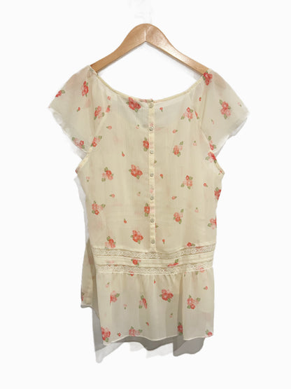Abercrombie & Fitch Y2K Cream Blouse with Pink Flowers - Medium