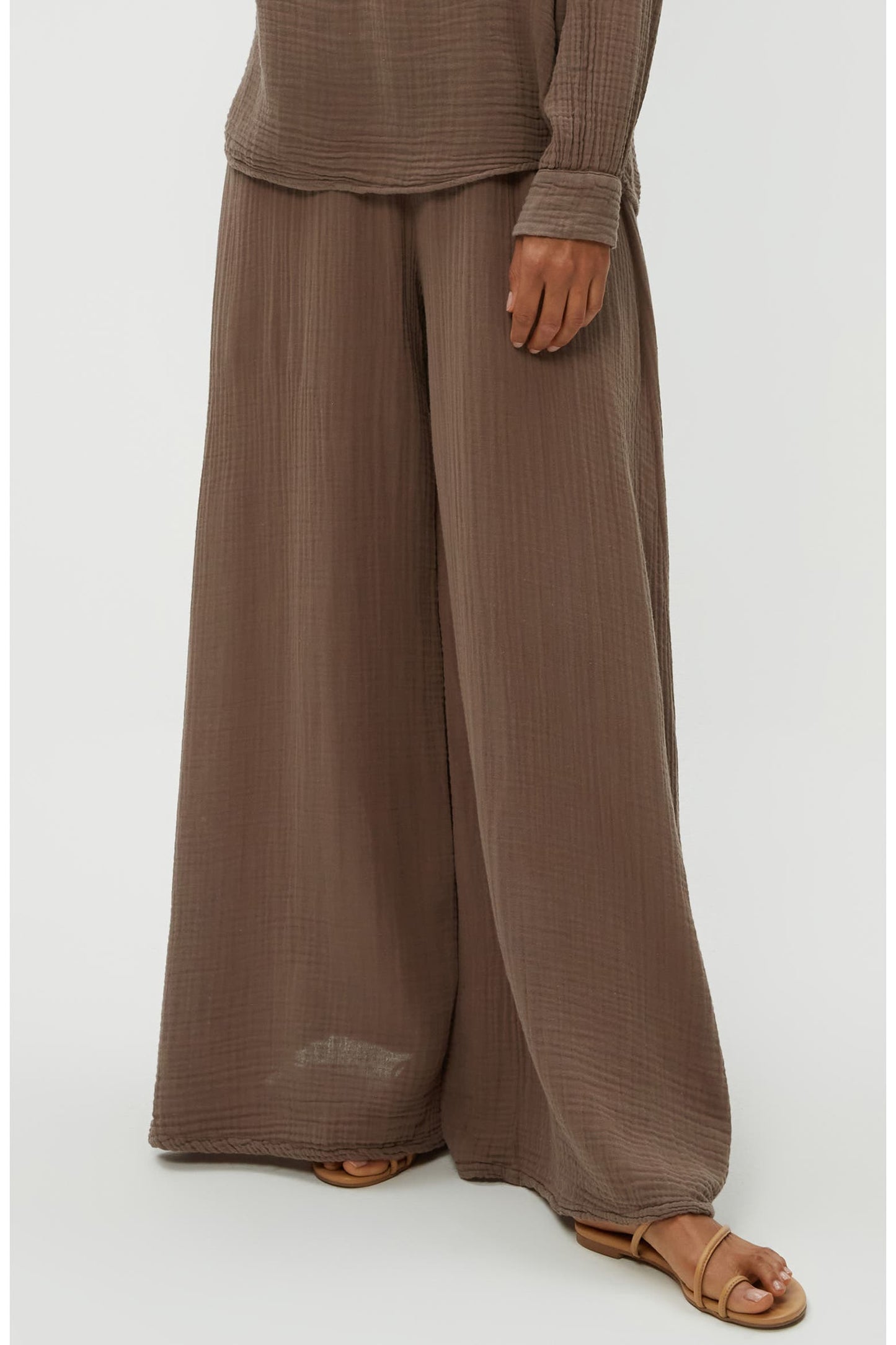 Michael Stars Simba Smocked Wide Leg Pants in Cobblestone - Large
