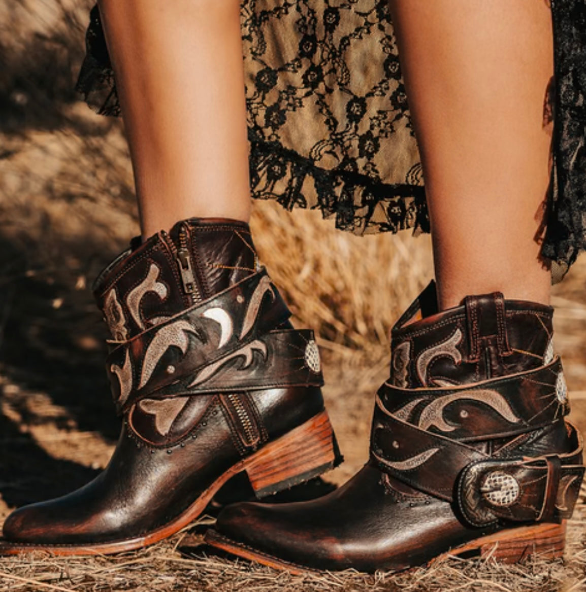 Freebird Tash Brown Embroidered Boots - 7