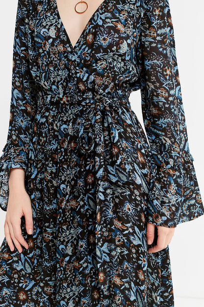 Urban Outfitters NWT Emma Grace Floral Maxi Dress - Small