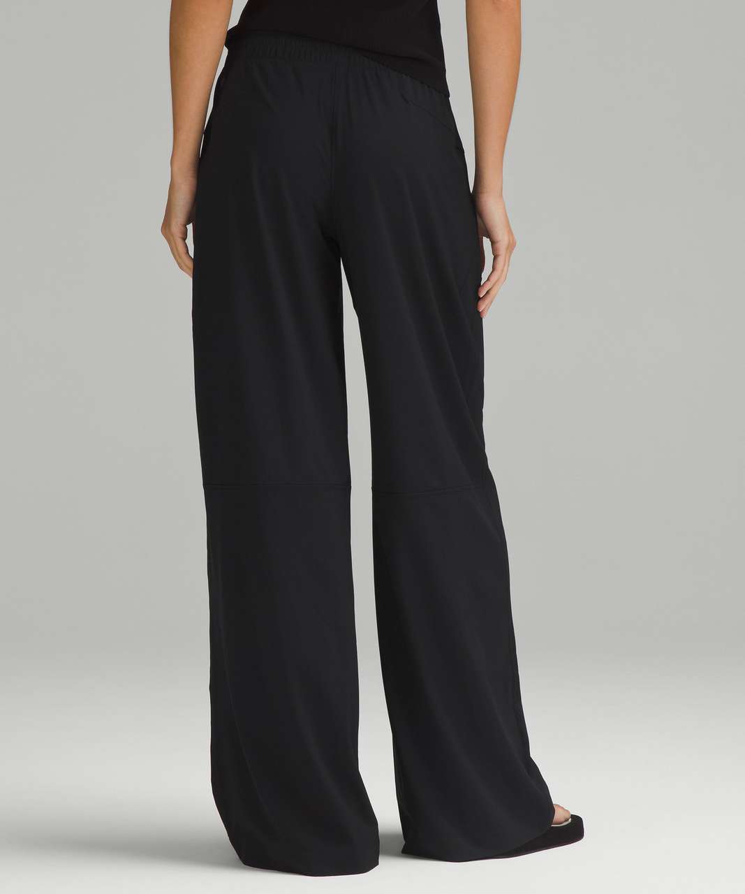 Lululemon Swift Wide-Leg Mid-Rise Pant Full Length in Black - 8