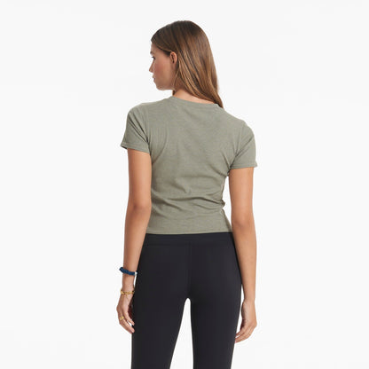 Vuori Pose Fitted Tee - Medium
