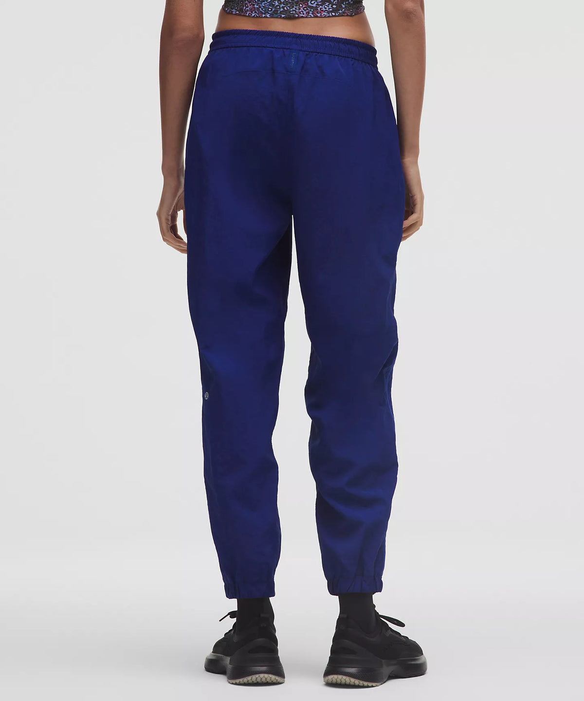 Lululemon License To Train Woven Mid-Rise Jogger in Deep Sea Blue - Small