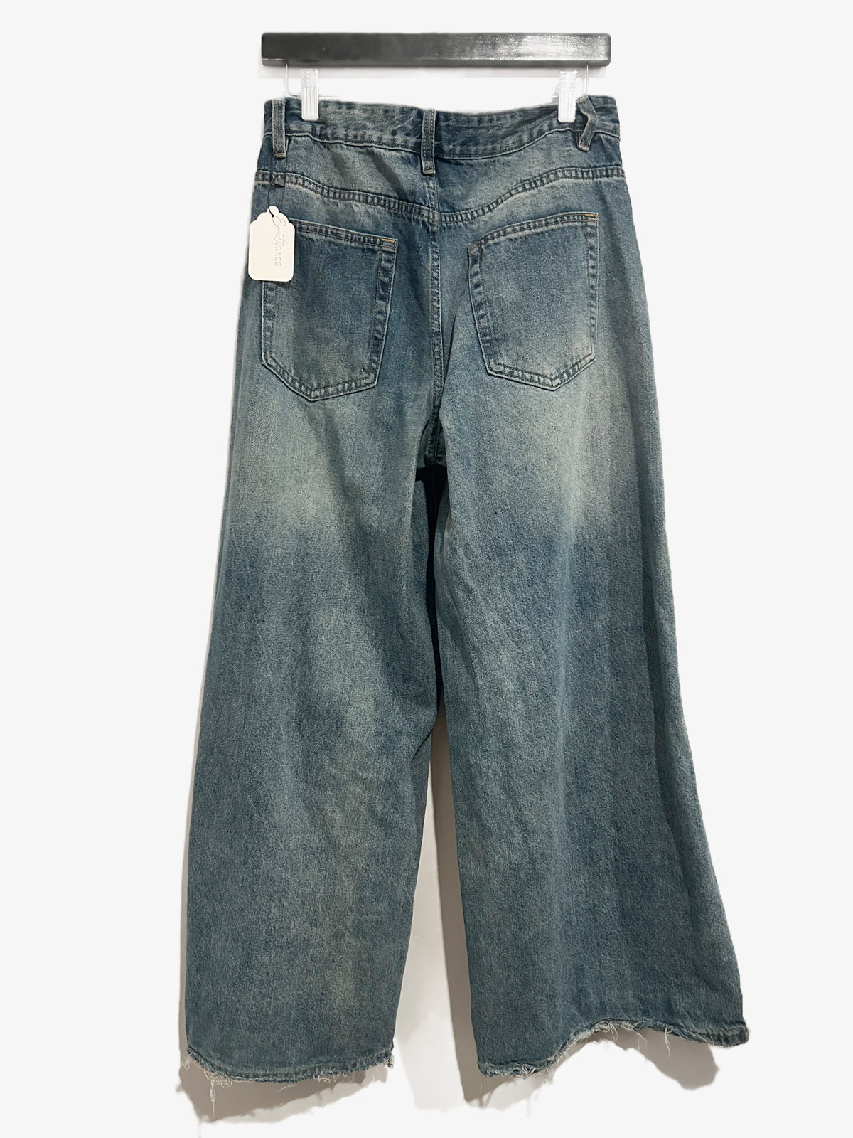 Edikted Skater Girl Washed Low Rise Baggy Jeans - Medium