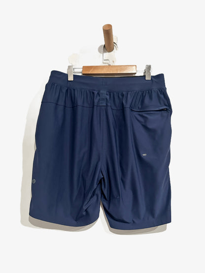 Lululemon Men’s License To Train 7” Short in Navy - Medium