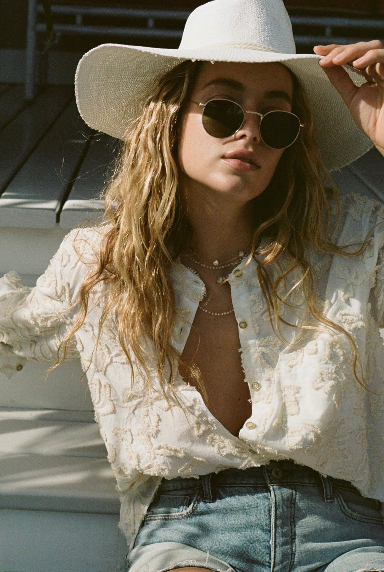 Anthropologie The Whitney Embroidered Trapeze Button Down in Ivory - XL