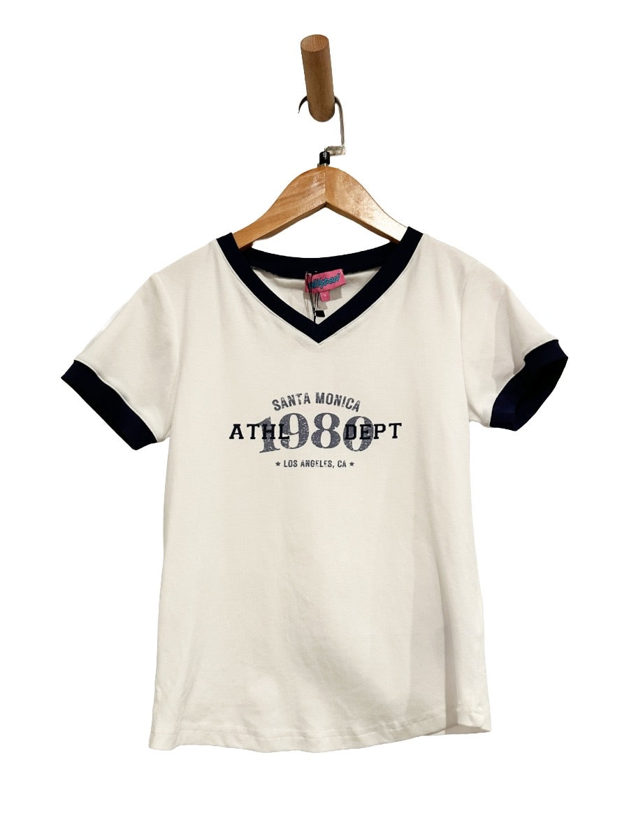 Edikted NWT Santa Monica V-Neck T-Shirt - Small