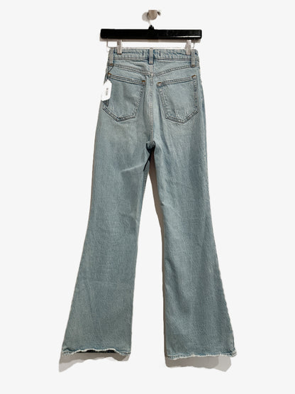 Abercrombie & Fitch High Rise Vintage Flare Jean - 25