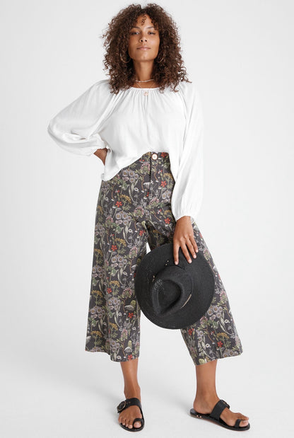 Anthropologie Pilcro Water Lily Ultra High Rise Wide Leg Jeans in Black Pattern - 16