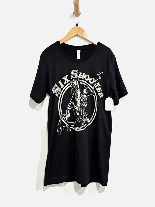 Country Deep Black Six Shooter Graphic Tee - Small