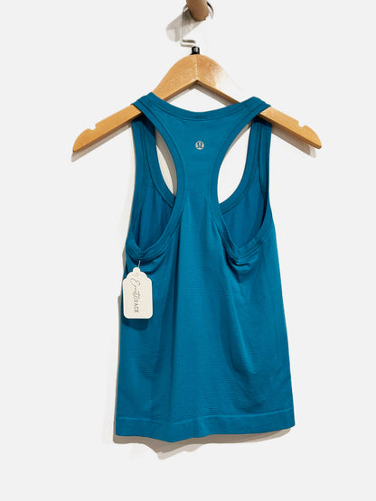 Lululemon Swiftly Tech Racerback 2.0 Race in Capri - 0