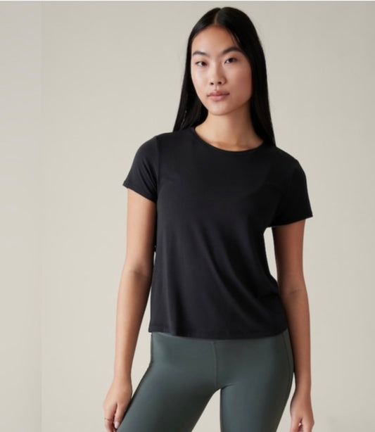 Athleta Air Out Black Cinch Tee - Small