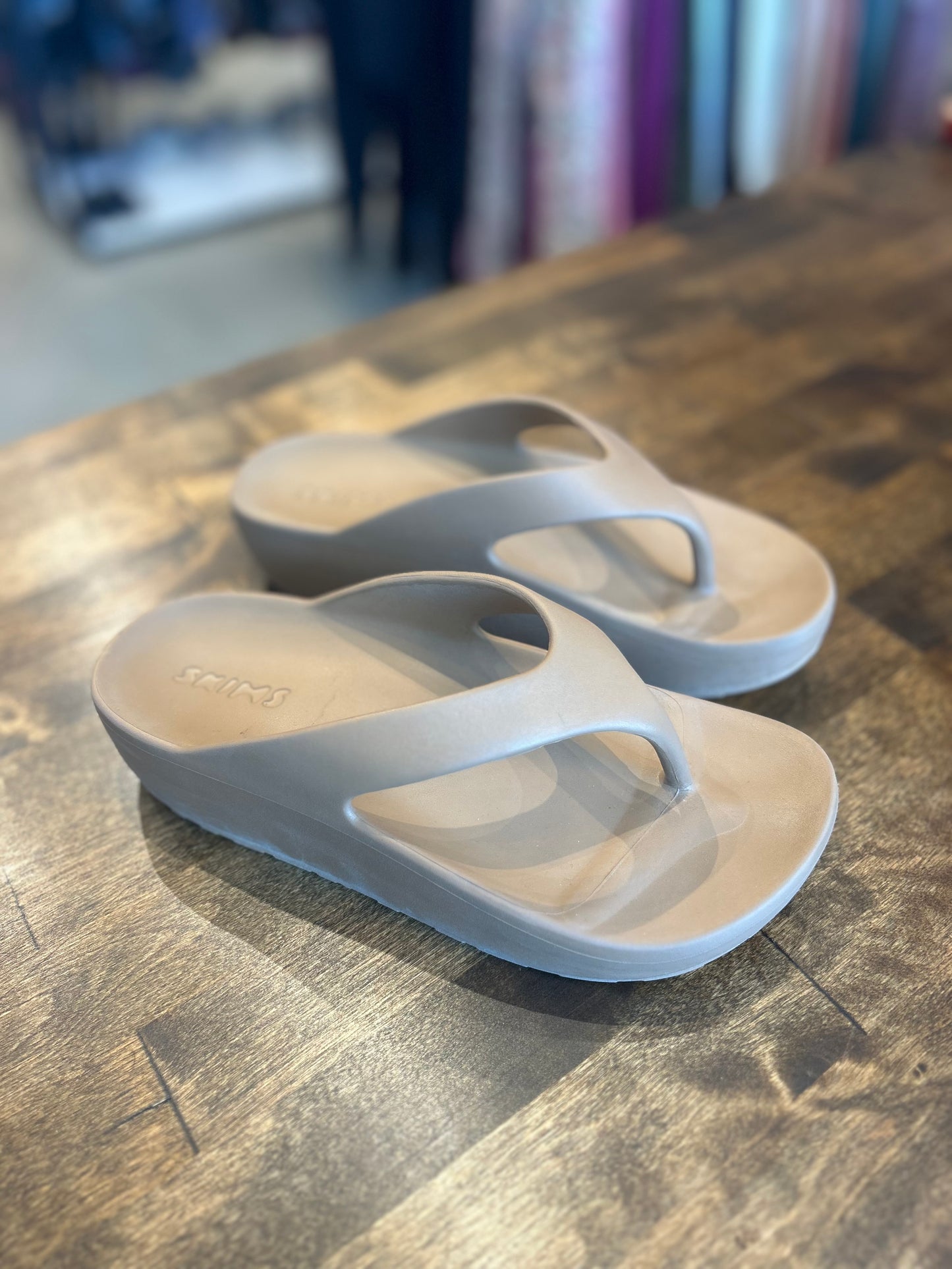 SKIMS Brown Molded Platform Sandals - 38