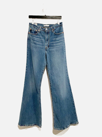 Levi's Ribcage Bell Mid Wash Jeans - 29