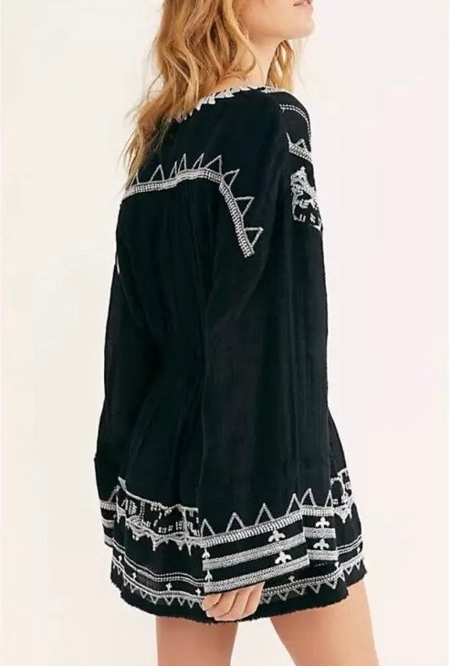 Free People Saffron Embroidered Tunic in Black - Large