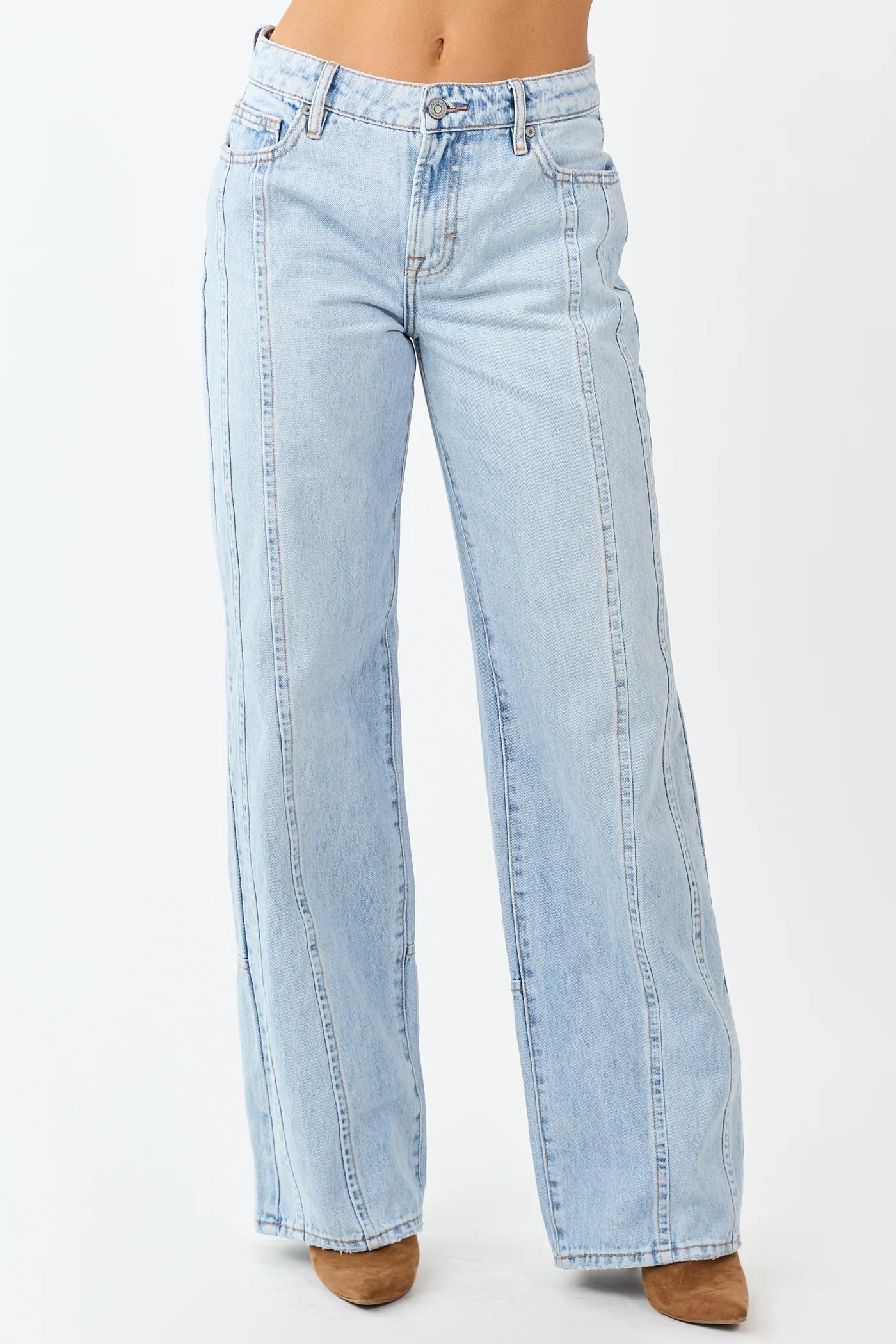 Hidden NWT Logan High Rise Relaxed Dad Jean - 28