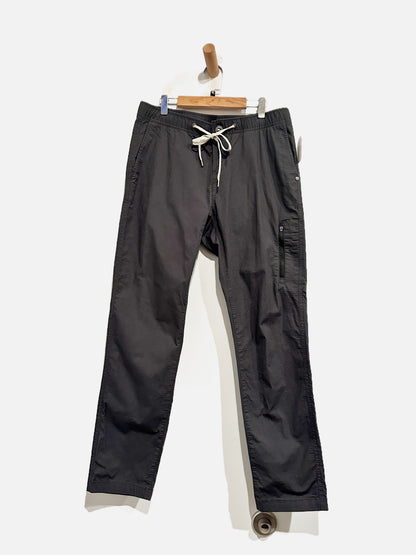 Vuori Ripstop Pant in Charcoal - Medium
