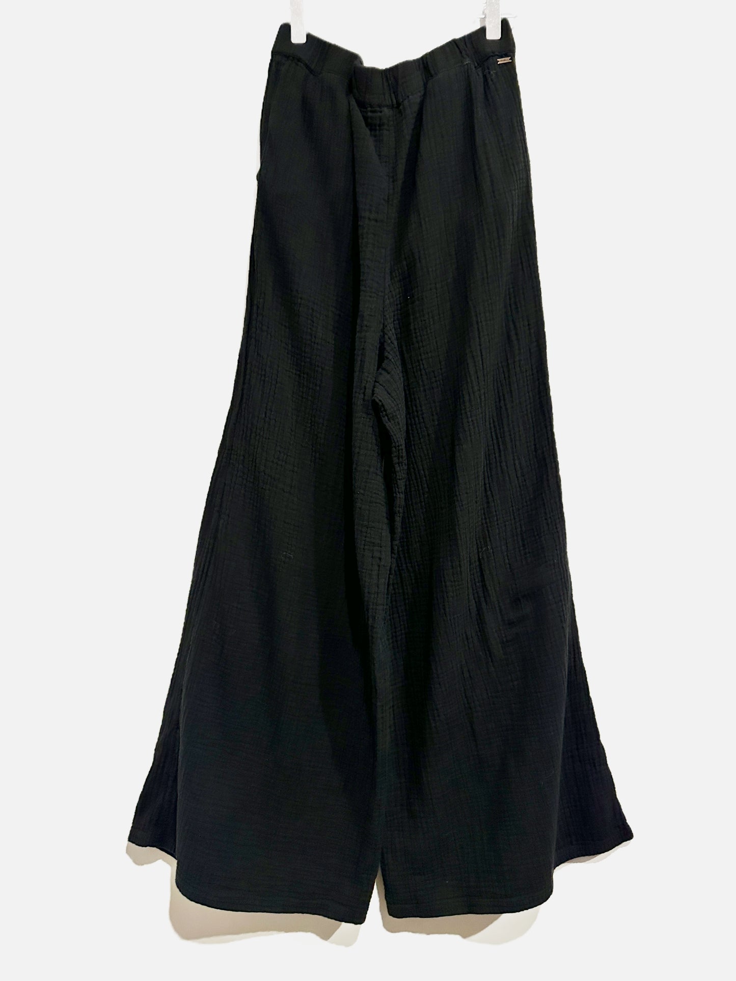 O’Neill Caralee Double Gauze Pants in Black - Small