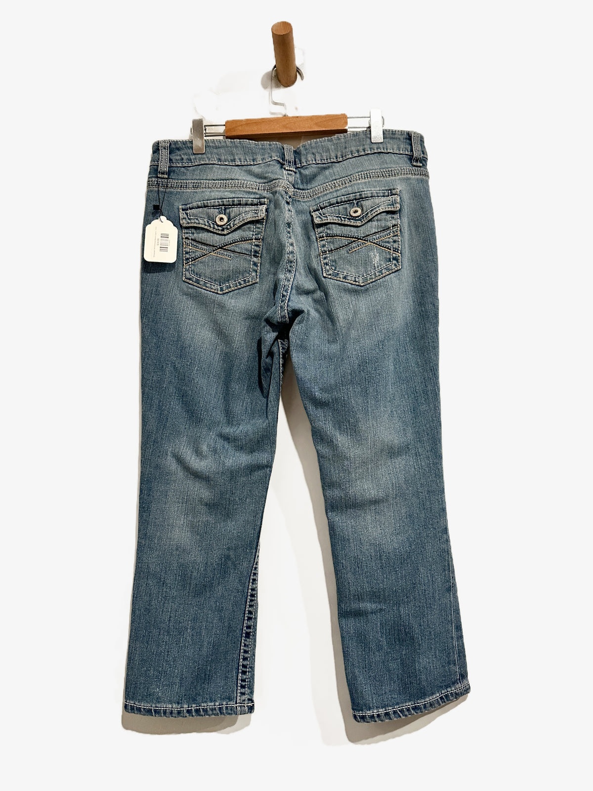 Aeropostal Y2K Distressed Denim Capri’s - 11/12