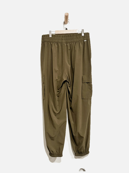 Vuori Villa Cargo Jogger in Dark Oregano - Large