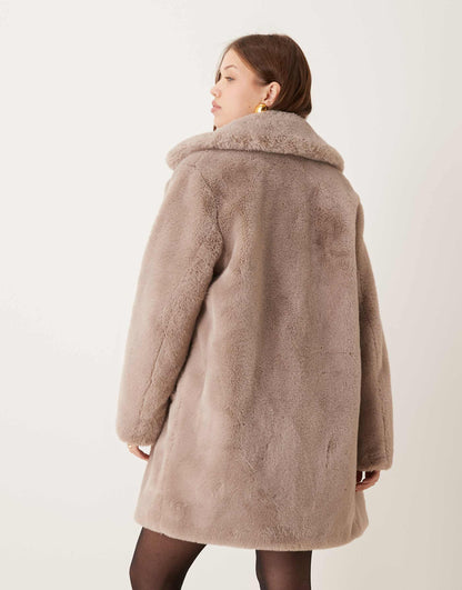 New Look Beige Faux Fur Mink Coat - 6